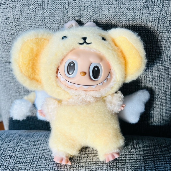 Labubu Macaroon Soy Milk in Angel Monkey Costume - Picture 1 of 9